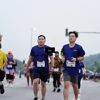 Runner Photo 7476376