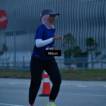 Runner Photo 7476390
