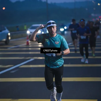 Runner Photo 7476399