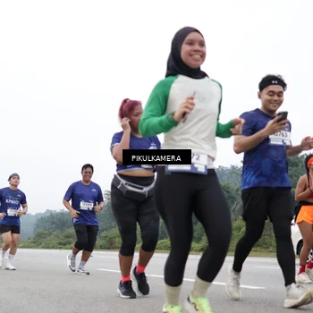 Runner Photo 7476406