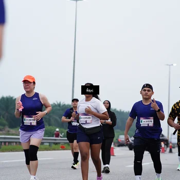 Runner Photo 7476409