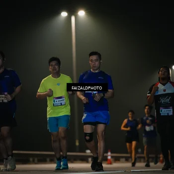 Runner Photo 7476413