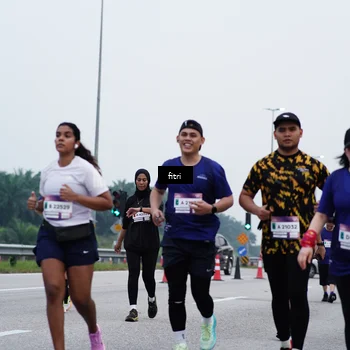 Runner Photo 7476455