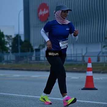 Runner Photo 7476475