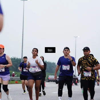Runner Photo 7476479