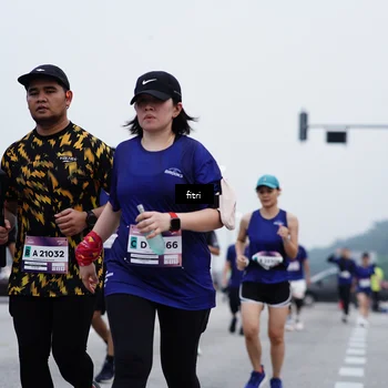 Runner Photo 7476501