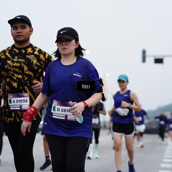 Runner Photo 7476512