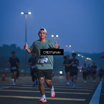 Runner Photo 7476513