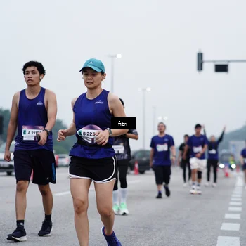 Runner Photo 7476546