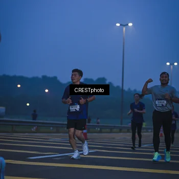 Runner Photo 7476551