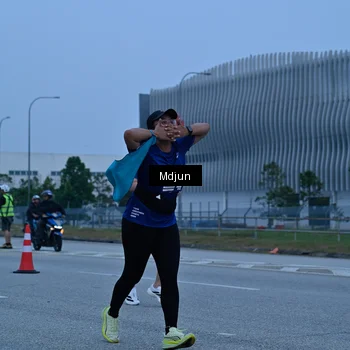 Runner Photo 7476557