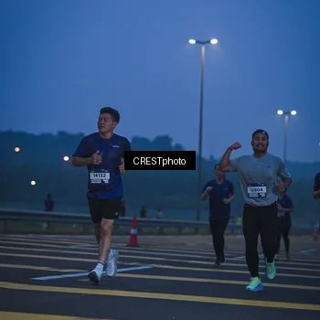 Runner Photo 7476564