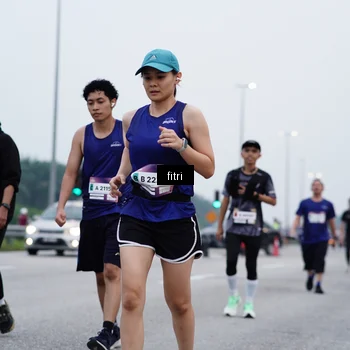 Runner Photo 7476573