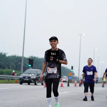 Runner Photo 7476574