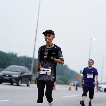 Runner Photo 7476603