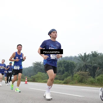 Runner Photo 7476614