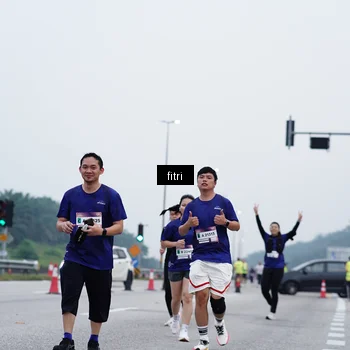 Runner Photo 7476617