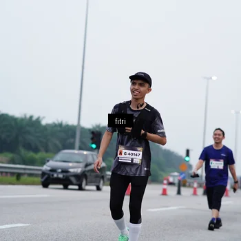 Runner Photo 7476618
