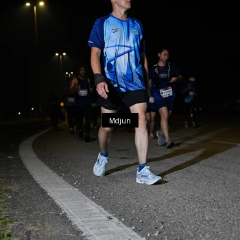 Runner Photo 7476636