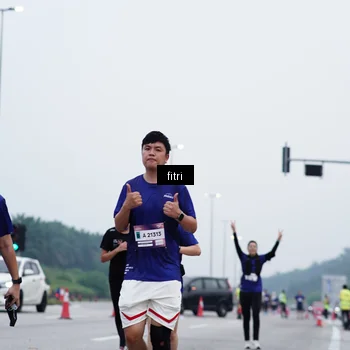 Runner Photo 7476655