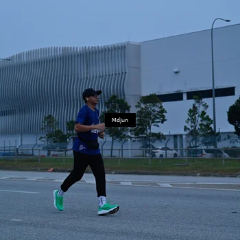 Runner Photo 7476683
