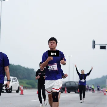 Runner Photo 7476690