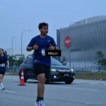 Runner Photo 7476697