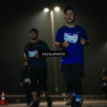 Runner Photo 7476789