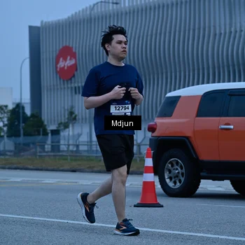 Runner Photo 7476793