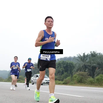 Runner Photo 7476796