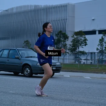 Runner Photo 7476799