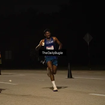 Runner Photo 7476811