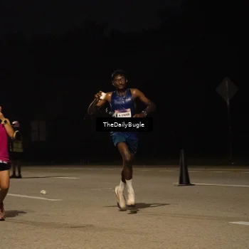 Runner Photo 7476824