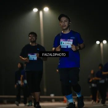 Runner Photo 7476840