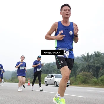 Runner Photo 7476841