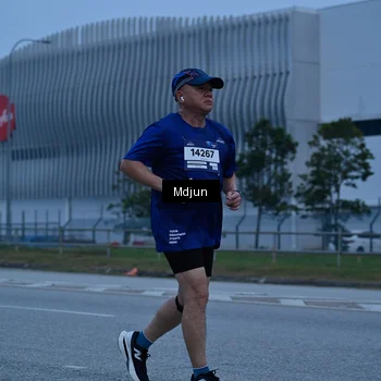 Runner Photo 7476845