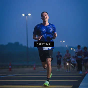 Runner Photo 7476846