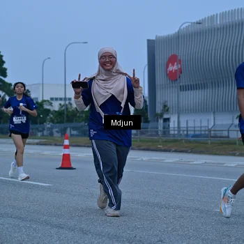 Runner Photo 7476851
