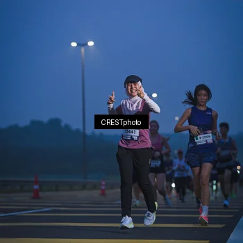 Runner Photo 7476865
