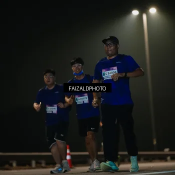 Runner Photo 7476876