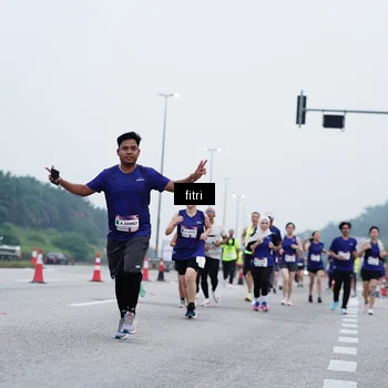 Runner Photo 7476895