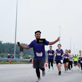 Runner Photo 7476901