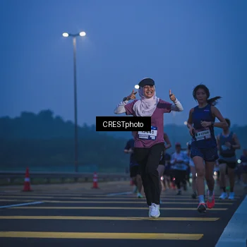 Runner Photo 7476914