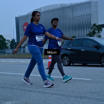 Runner Photo 7476916