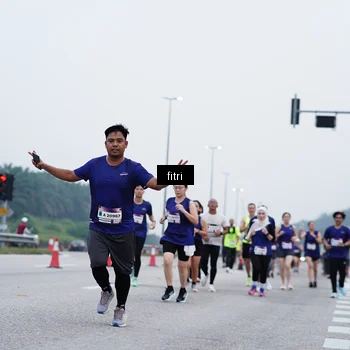 Runner Photo 7476921