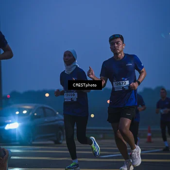 Runner Photo 7476948
