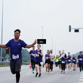 Runner Photo 7476965