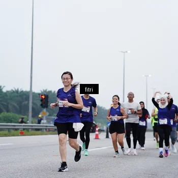 Runner Photo 7476966