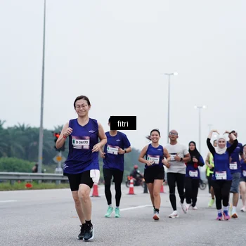 Runner Photo 7476992
