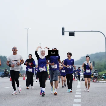 Runner Photo 7477020